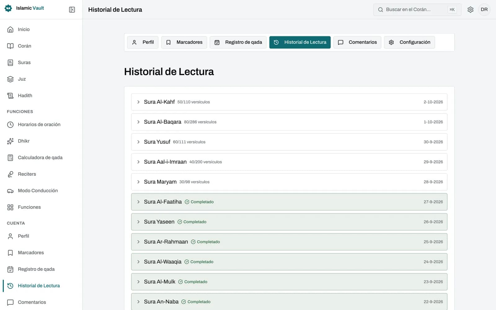 Lista de suras con un contador de progreso en cada tarjeta, una marca verde en los números de las aleyas leídas y un panel de perfil con aleyas leídas, porcentaje completado y racha de días.