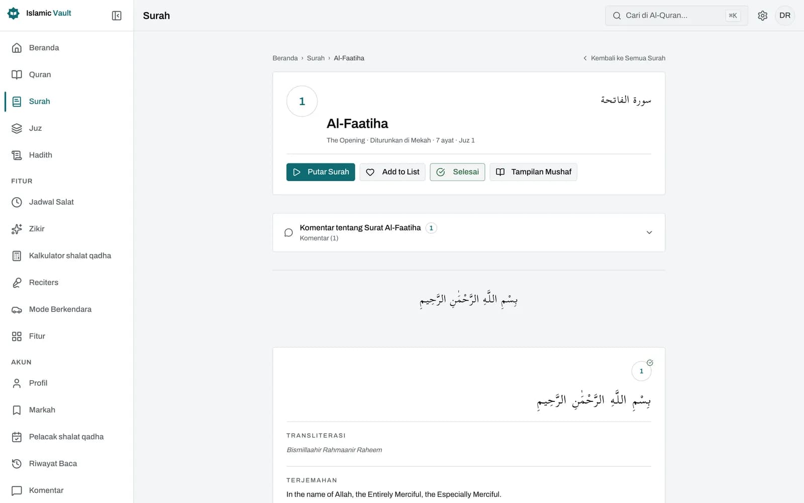 Surat Al-Fatihah di pembaca Al-Quran: setiap ayat menampilkan teks Arab berharakat, satu baris tulisan Latin, dan terjemahan Bahasa Indonesia, dengan tombol putar, salin, bookmark, dan bagikan di sampingnya.